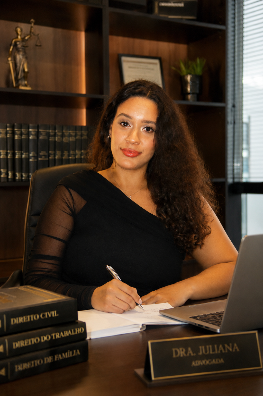 Dra. Juliana Thuler, advogada em São Paulo e Guarulhos, OAB/SP 516.714